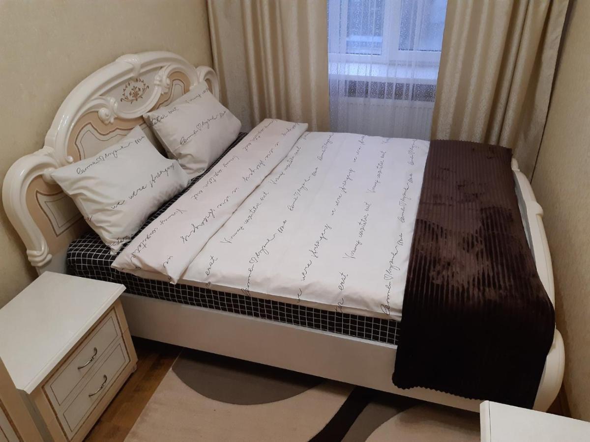 Двокімнатна Apartment Шепетовка Екстериор снимка