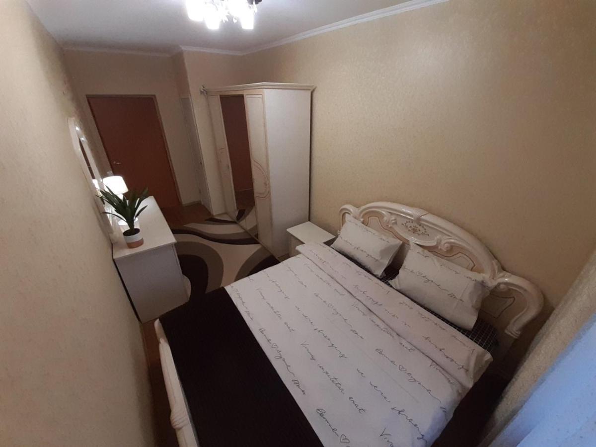 Двокімнатна Apartment Шепетовка Екстериор снимка